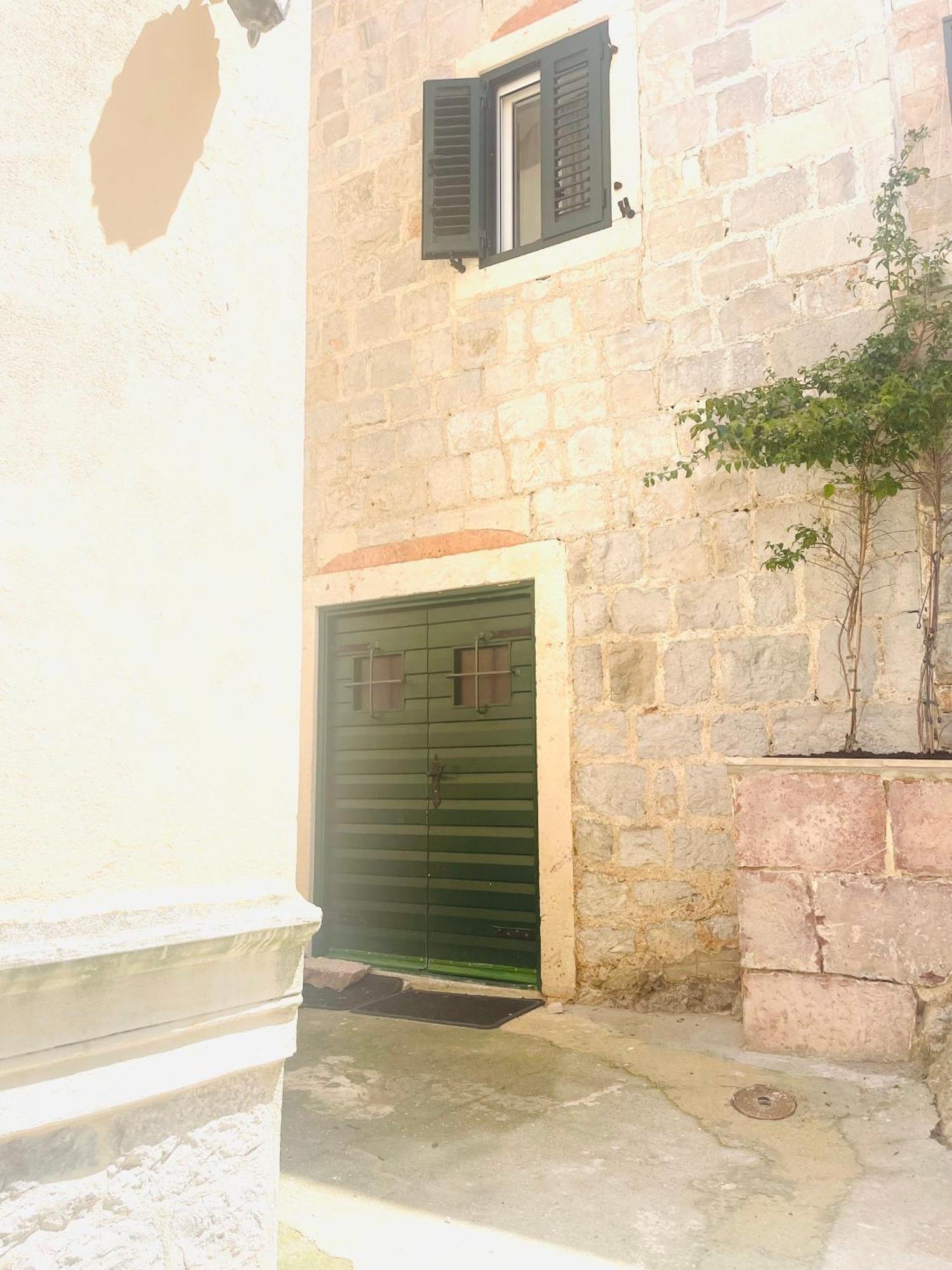 Appartement Hearth Of Rose à Herceg Novi Extérieur photo